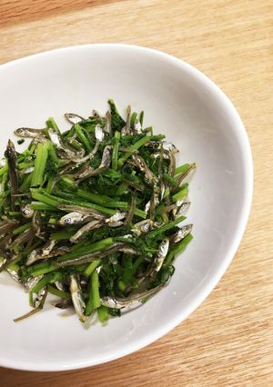 母のレシピ：人参葉と煮干の炒め物-レシピのメイン写真
