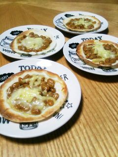 簡単!!餃子の皮で納豆ピザ♡-レシピのメイン写真