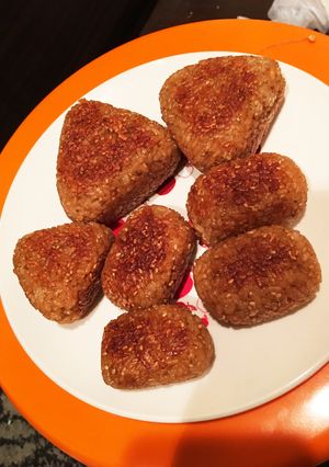 余ったご飯でお店の焼おにぎり-レシピのメイン写真