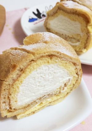 冷凍がおいしい♪シューロールケーキ-レシピのメイン写真