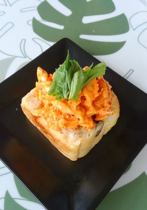 ピリ辛！韓国風チキンサンド♪-レシピのメイン写真