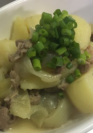 甘くない!肉じゃがバター-レシピのメイン写真