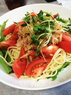 夏にぴったり♪ツナとトマトの冷製パスタ-レシピのメイン写真
