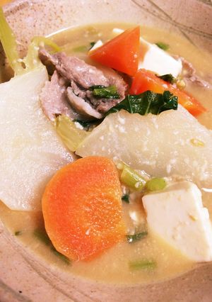 豆腐と蕪の酒粕入り豚汁(酒粕汁)-レシピのメイン写真