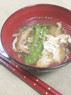☆減塩☆絹さやとしいたけのすまし汁-レシピのメイン写真