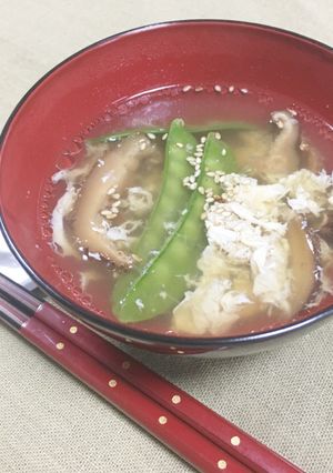 ☆減塩☆絹さやとしいたけのすまし汁-レシピのメイン写真