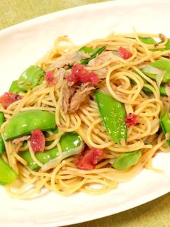絹さやとたまねぎとツナ缶の和風パスタ-レシピのメイン写真
