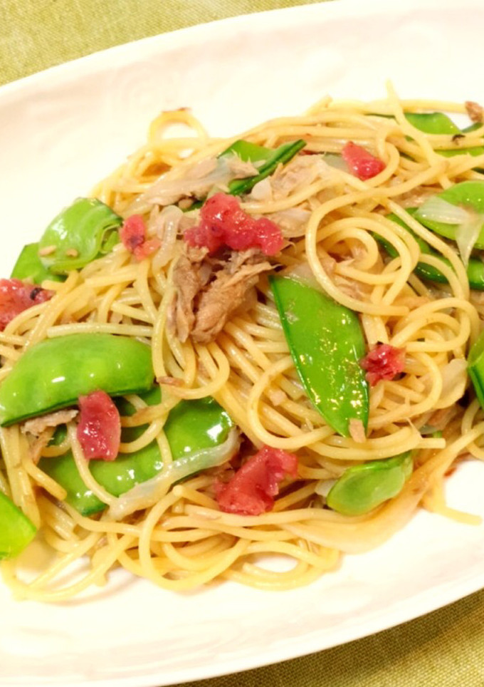 絹さやとたまねぎとツナ缶の和風パスタ-レシピのメイン写真