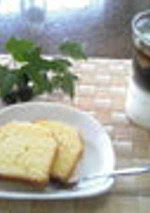 しっとりおいし♪レモンパウンドケーキ-レシピのメイン写真