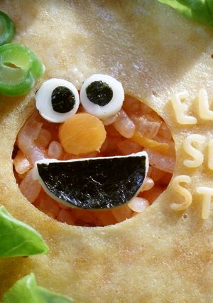 簡単キャラ弁：エルモオムライス-レシピのメイン写真