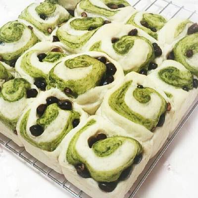 本革ポーチ 食パン 抹茶パンのクリーム 小豆 小物入れ