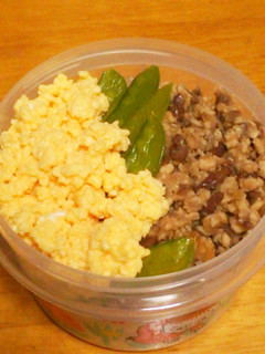 小豆と鶏のそぼろごはん-レシピのメイン写真