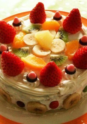 記念日や誕生日に♬フルーツケーキ♡-レシピのメイン写真