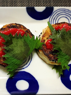 お手軽!鶏だんご蓮根のはさみ焼き-レシピのメイン写真