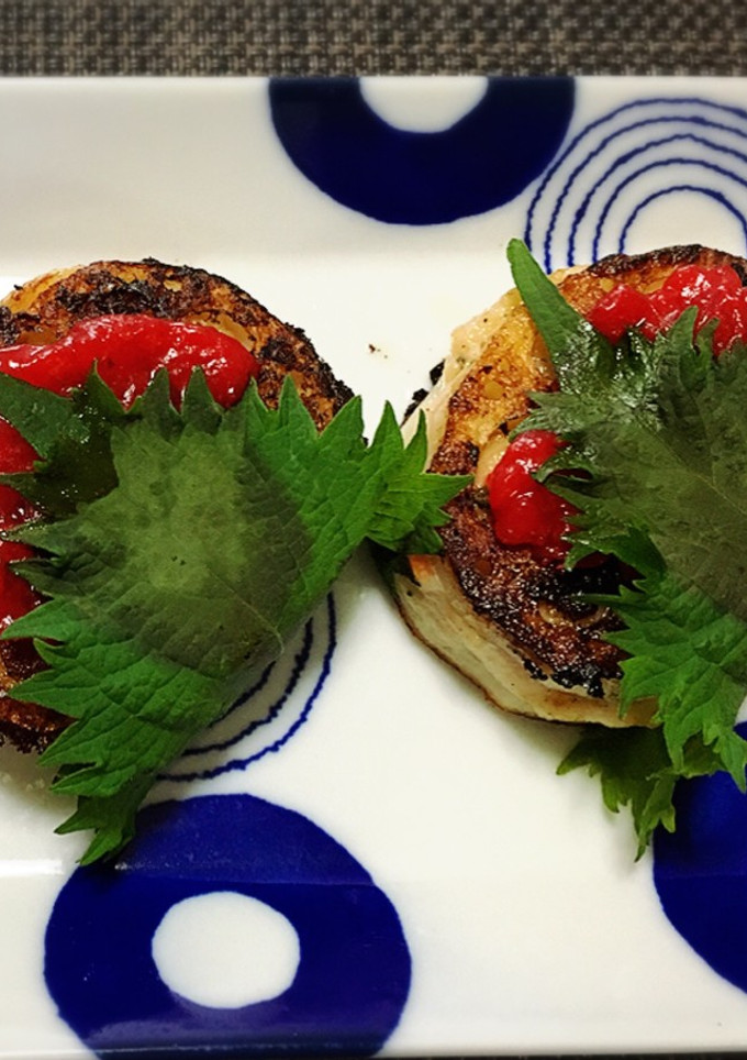 お手軽！鶏だんご蓮根のはさみ焼き-レシピのメイン写真