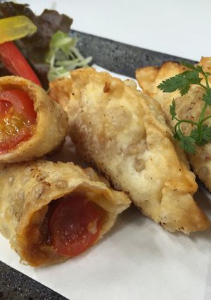 ミートソースとトマトの揚げ餃子-レシピのメイン写真