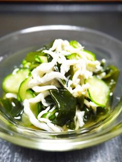 ☆しらす・きゅうり・わかめの酢の物☆-レシピのメイン写真