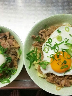 豚肉&きのこの玉子のせ丼-レシピのメイン写真