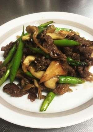 アスパラと牛肉のオイスターソース炒め-レシピのメイン写真