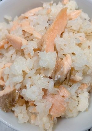 超簡単 スモークサーモンで炊き込みご飯-レシピのメイン写真