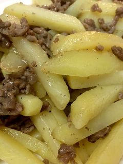 ひき肉とじゃがいも炒め-レシピのメイン写真