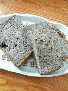 ☆黒ゴマ食パン☆-レシピのメイン写真