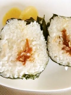 シンプルな梅おかかにスイートはちみつを-レシピのメイン写真