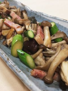 きのことアスパラのバター醤油炒め-レシピのメイン写真