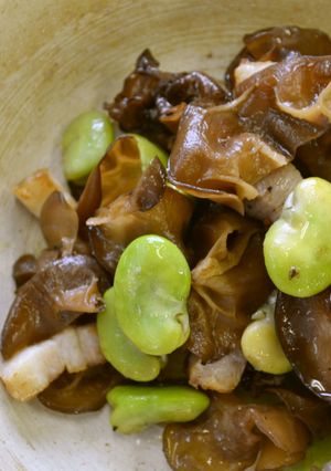 春のおいしさ★そら豆とベーコンの炒め物-レシピのメイン写真