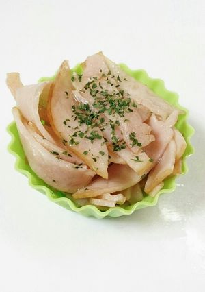 簡単お弁当のおかずにハムバター-レシピのメイン写真