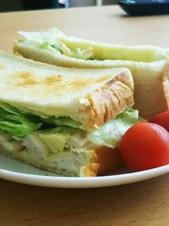サラダチキンのグリーンもりもりサンド-レシピのメイン写真