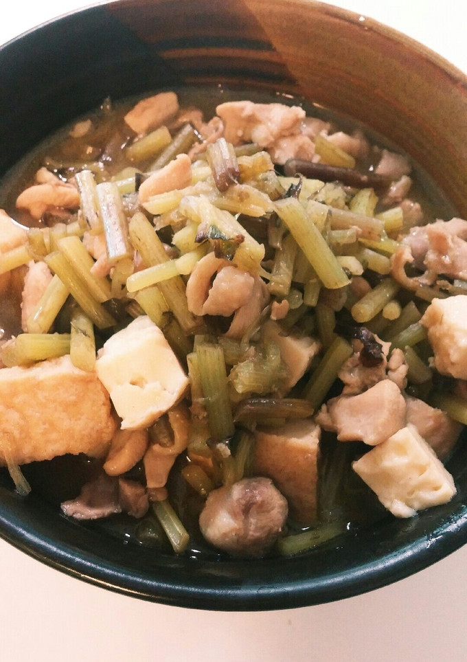 春のやさしい味!ふきの煮物を鶏肉厚揚げで-レシピのメイン写真