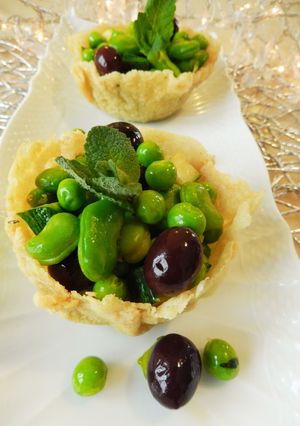 チーズバスケットに詰めた6種の野菜ソテー-レシピのメイン写真