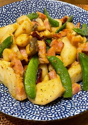 スナップエンドウとカブとベーコンの炒め物-レシピのメイン写真