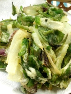 ウドと新玉ねぎのかき揚げ・天ぷら-レシピのメイン写真