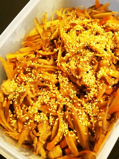 大絶賛!ボリュームたっぷり肉入りきんぴら-レシピのメイン写真