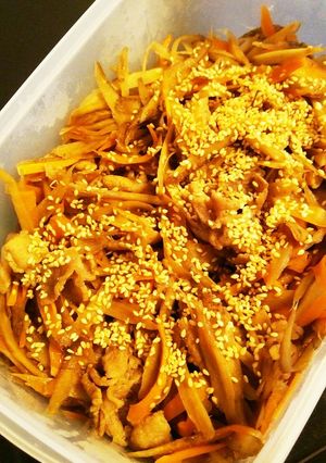 大絶賛!ボリュームたっぷり肉入りきんぴら-レシピのメイン写真