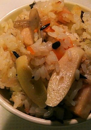 竹の子の炊き込みご飯-レシピのメイン写真