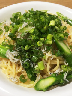 旬のアスパラとしらすの柚子胡椒風味パスタ-レシピのメイン写真