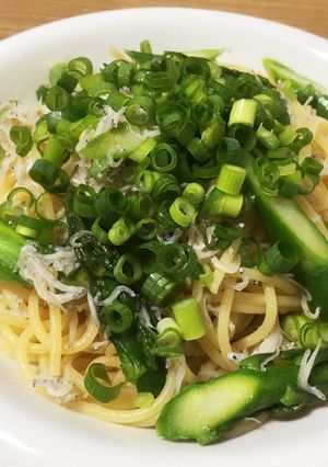 旬のアスパラとしらすの柚子胡椒風味パスタ-レシピのメイン写真