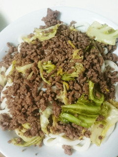 肉味噌キャベツのせ冷やしうどん-レシピのメイン写真