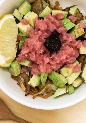 【カフェ風】アボカドマグロ丼-レシピのメイン写真
