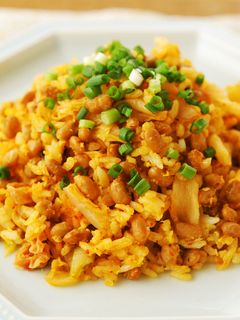 ご飯が進む!キムチ納豆チャーハン-レシピのメイン写真