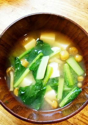 なめこと小松菜と豆腐の味噌汁-レシピのメイン写真