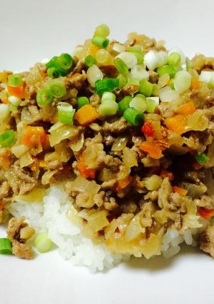 食べ応えUP☆モリモリ肉味噌丼-レシピのメイン写真