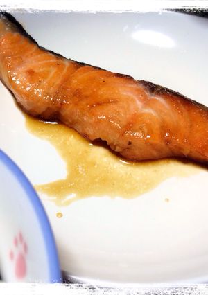お弁当や朝食に♪鮭の照り焼き-レシピのメイン写真