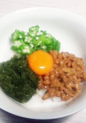 めかぶ・納豆・オクラのヘルシーねばねば丼-レシピのメイン写真