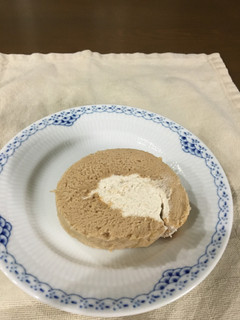 マロンペーストのロールケーキ-レシピのメイン写真