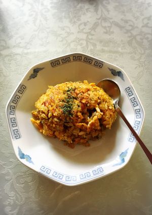 冷蔵庫の残り物でできる！旨辛カレー炒飯-レシピのメイン写真