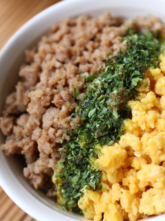 大人も子供も大好き♡そぼろ丼-レシピのメイン写真